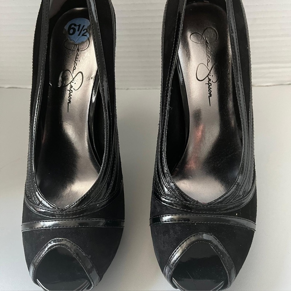 Jessica Simpson Platform heels